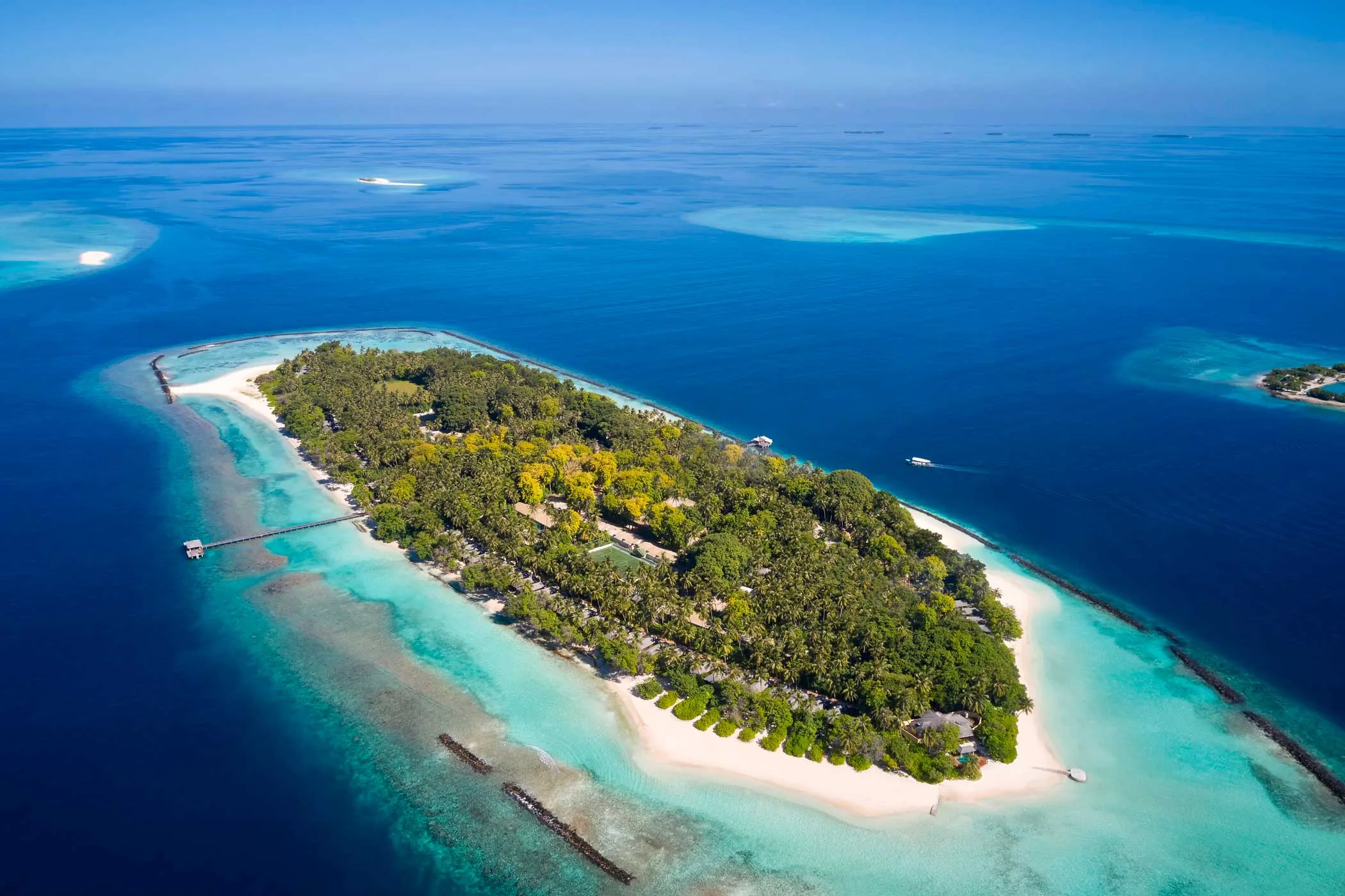 Royal Island Resort & Spa