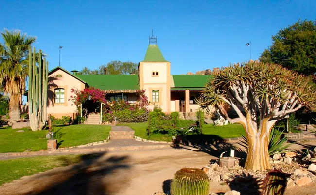 Canyon Lodge