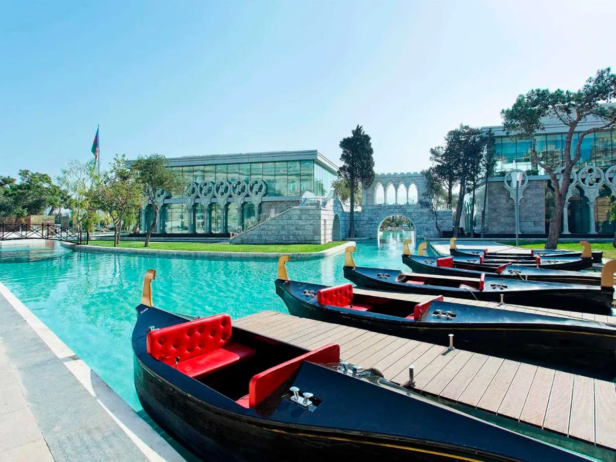 Fairmont Baku, Flame Towers