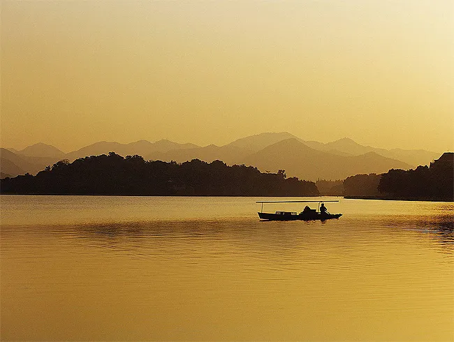Four Seasons Hotel Hangzhou at West Lake