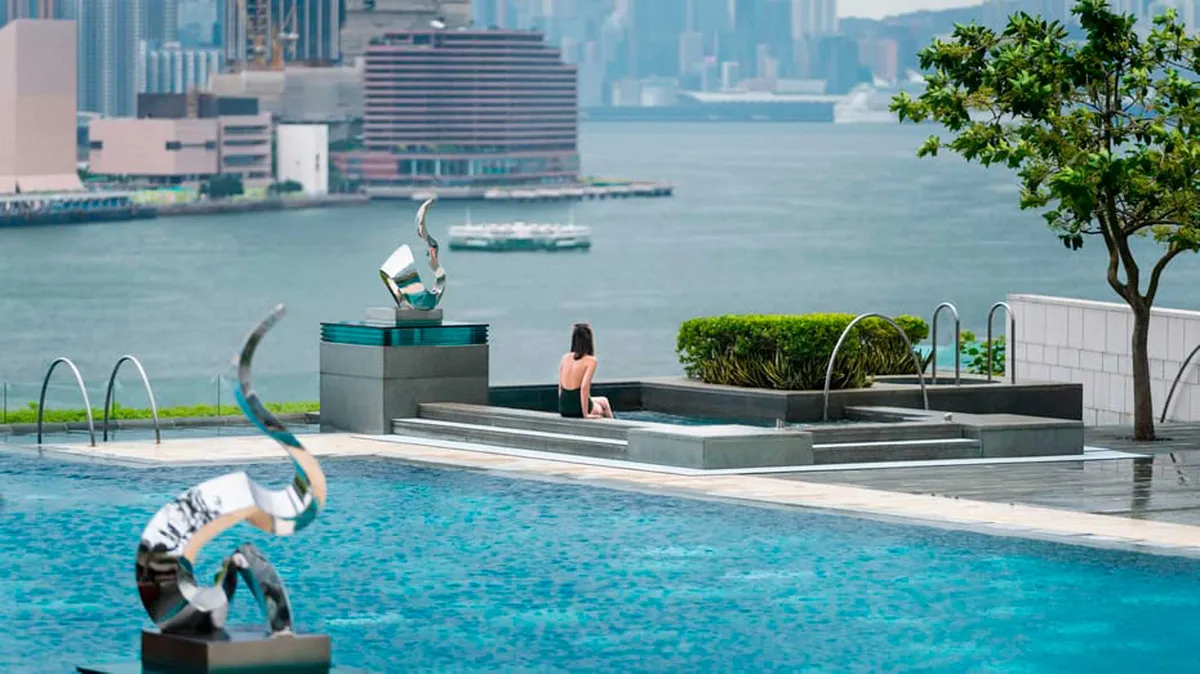 Four Seasons Hotel Hong Kong