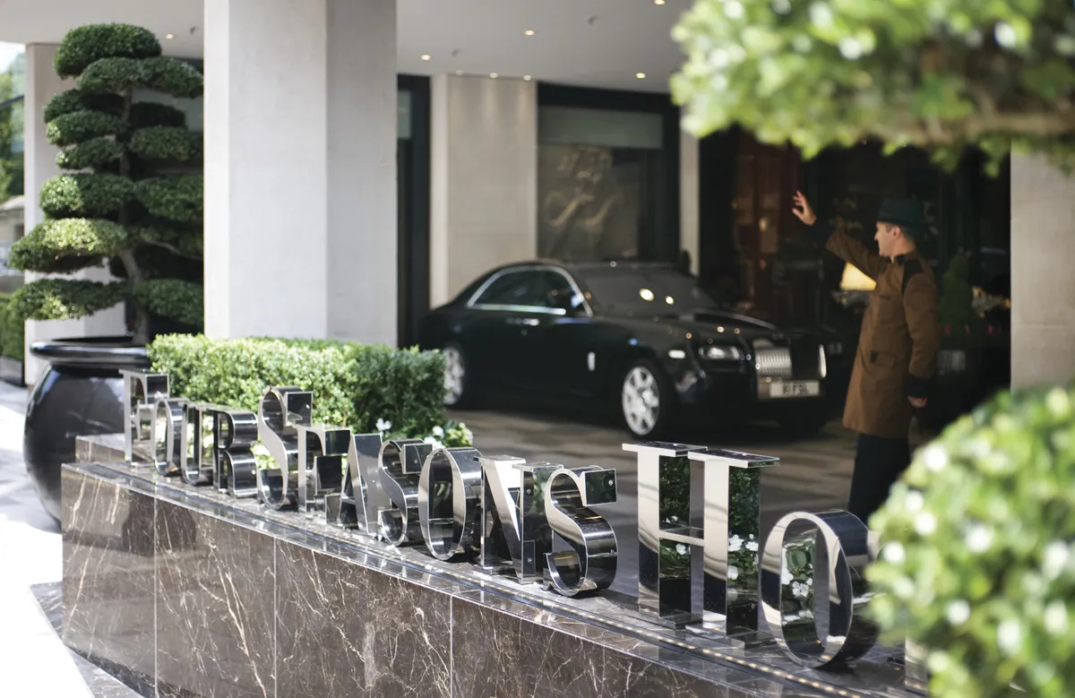 Four Seasons Hotel London at Park Lane