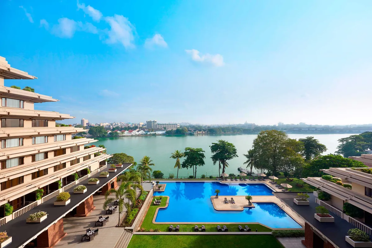 Cinnamon Lakeside Colombo