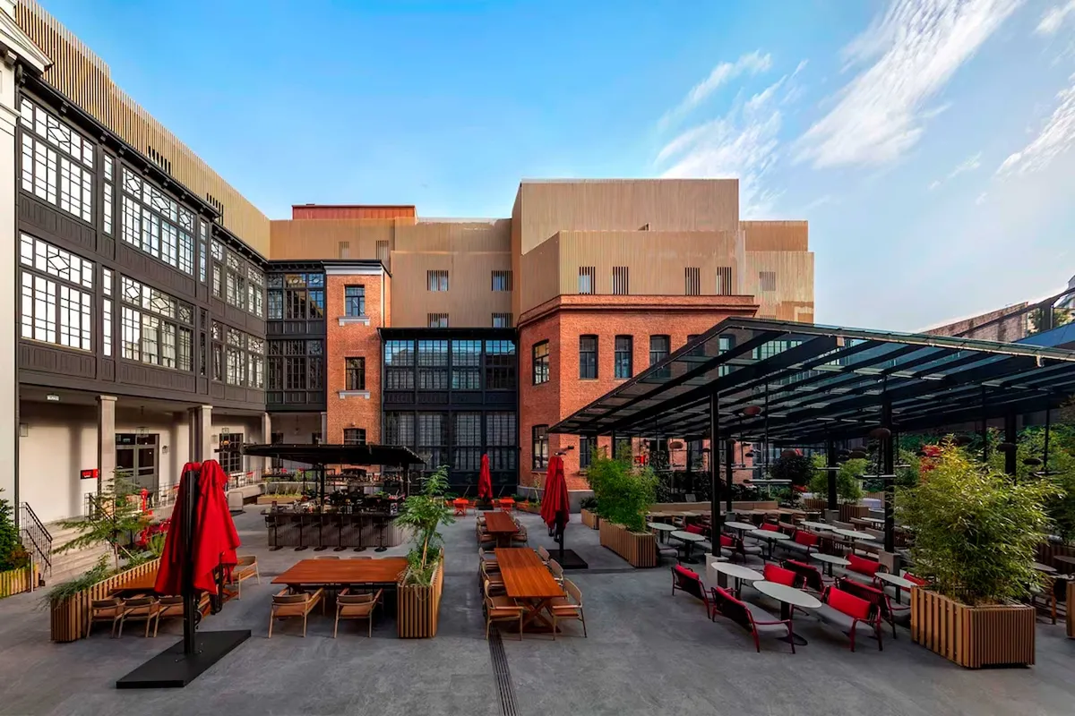 Radisson RED Tbilisi