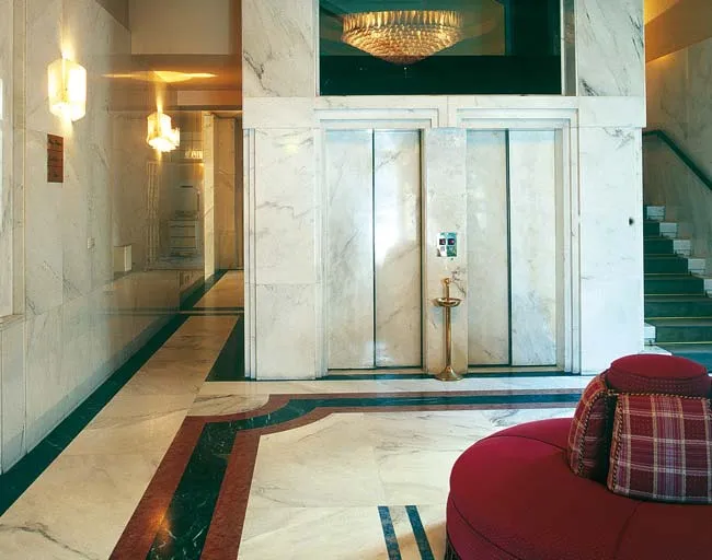 Hotel Plaza e de Russie