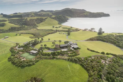 The Boathouse (The Landing Residences)