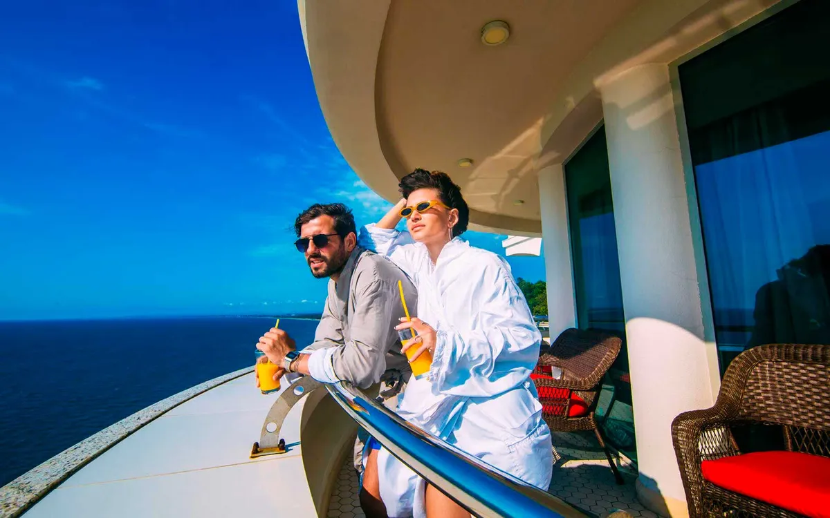 Castello Mare Hotel & Wellness Resort (Цихисдзири)