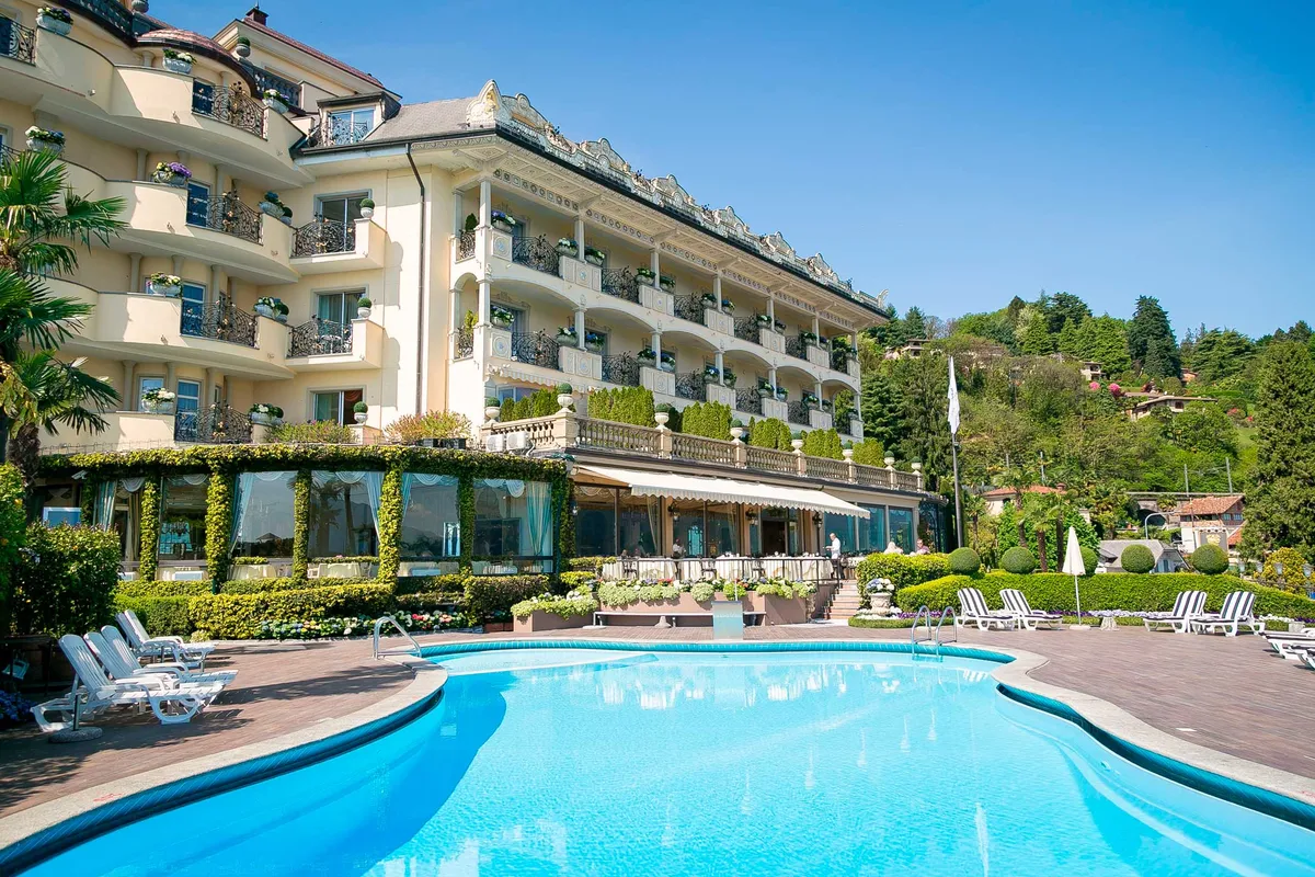 Villa e Palazzo Aminta (Stresa)