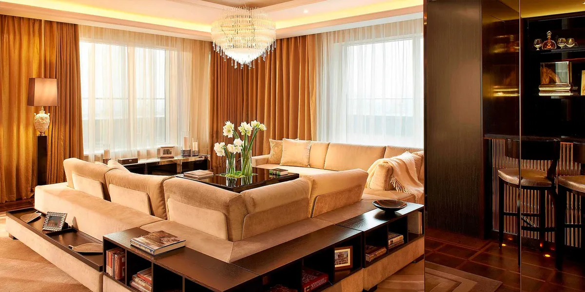 Hotel Continental (ex. Summit International Hotel)